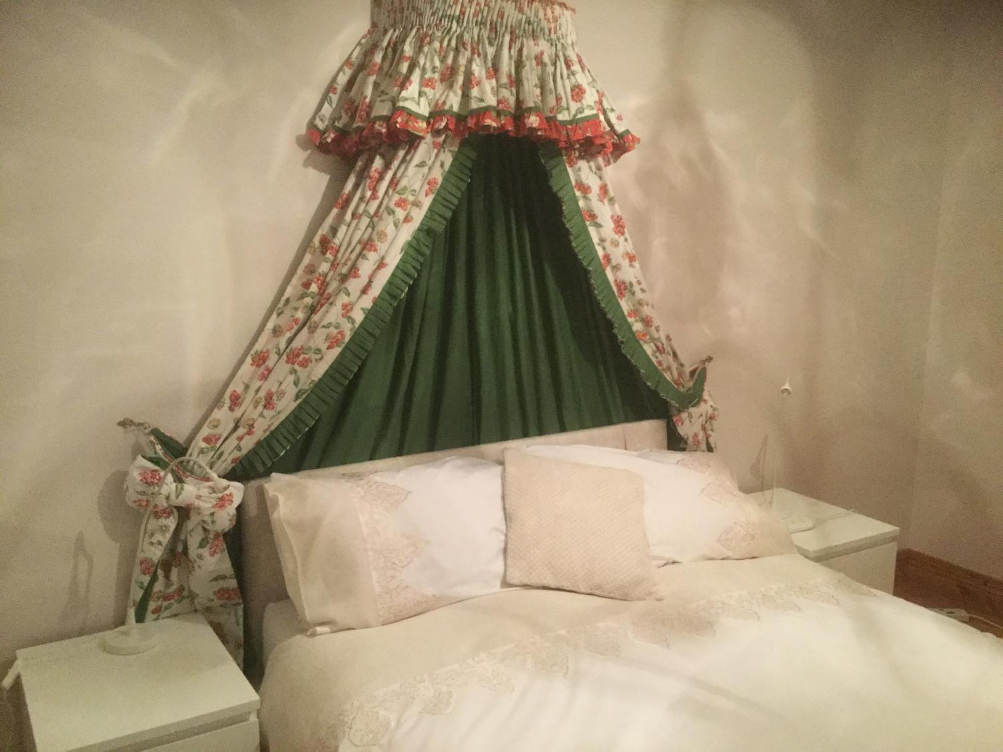 Five Oaks Bed & Breakfast Londonderry Room photo